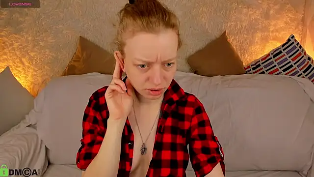 Michelle Blond online show from 04-06-26, 01:03