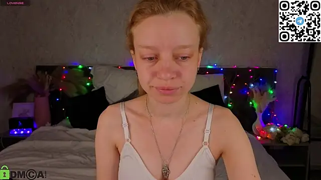 Snapshot of Michelle_Blond chatting on 05-05-26, 01:02 Michelle Blond online show from 05-05-26, 01:02