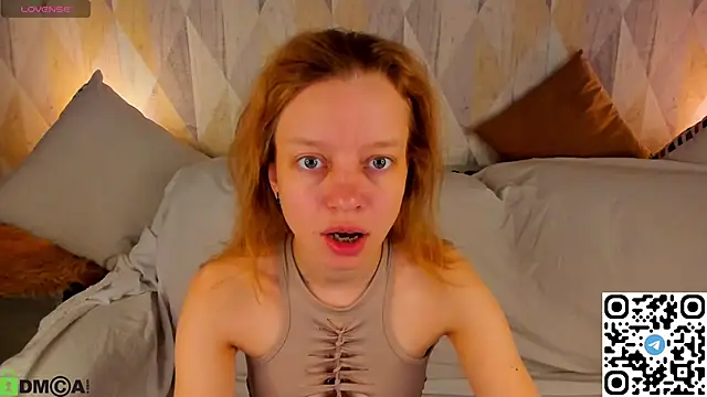 Snapshot of Michelle_Blond chatting on 06-04-26, 01:11 Michelle Blond online show from 06-04-26, 01:11