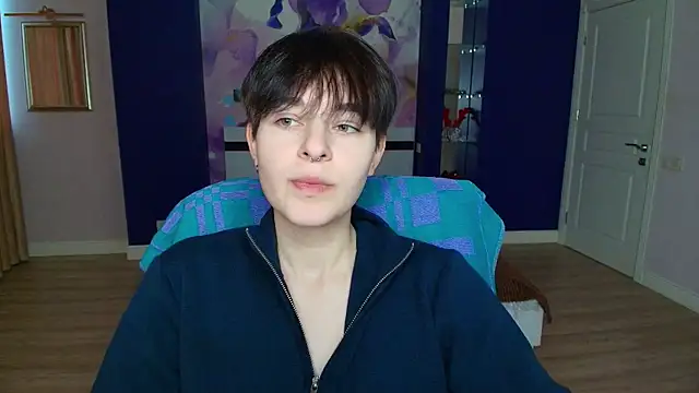 EmiliaYours online show from 01-27-25, 12:48