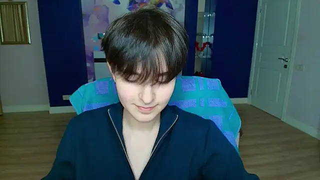 EmiliaYours online show from 01-27-25, 03:50