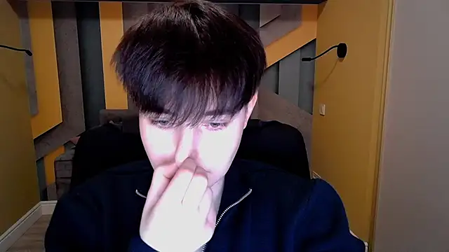 EmiliaYours online show from 03-03-25, 01:20