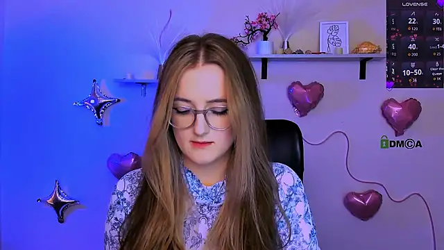 luna berryy online show from 02-18-26, 08:38