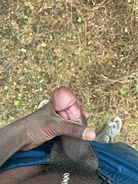 Snapshot of tamil000000 chatting on 03-12-25, 07:24 tamil000000 online show from 03-12-25, 07:24