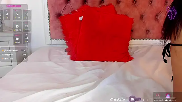 Snapshot of amberlitle chatting on 03-19-25, 06:23 amberlitle online show from 03-19-25, 06:23