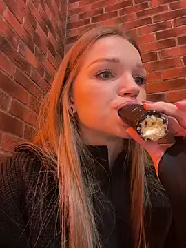 KitteCat online show from 01-07-25, 12:41