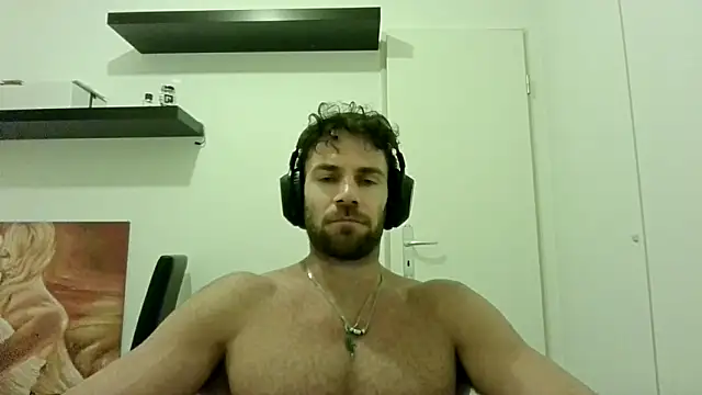 Snapshot of alpha-hunk chatting on 09-20-25, 07:04 alpha-hunk online show from 09-20-25, 07:04