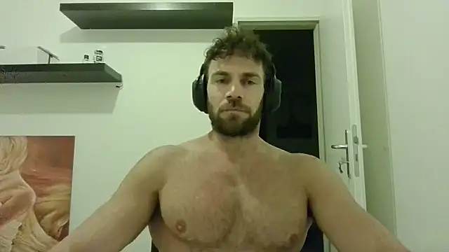 Snapshot of alpha-hunk chatting on 09-27-25, 08:47 alpha-hunk online show from 09-27-25, 08:47