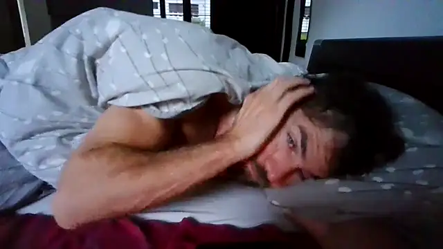 alpha-hunk online show from 10-21-25, 06:25