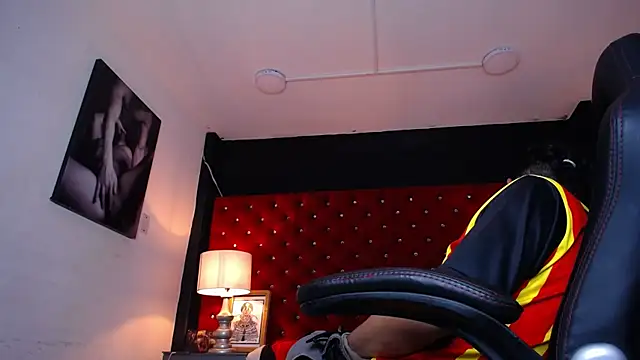 Sr Magnus  online show from 01-09-26, 04:43