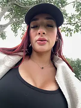 ariiel  online show from 12-17-25, 04:13