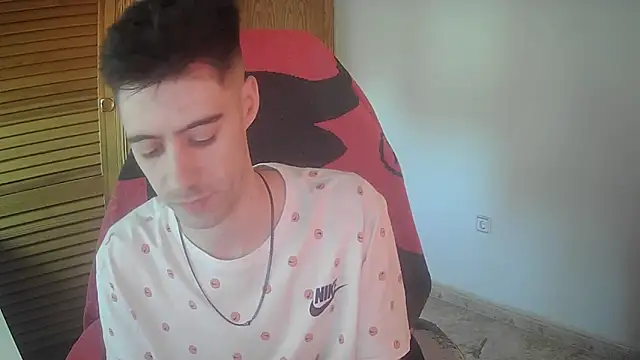 Snapshot of Murcianito chatting on 05-16-26, 05:01 Murcianito online show from 05-16-26, 05:01