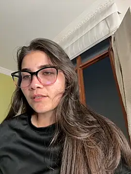 aurora divine online show from 12-04-25, 10:51