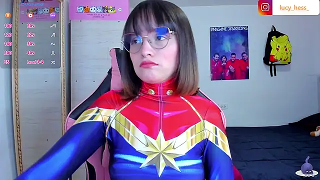 Lucyy-hess online show from 10-28-25, 05:15