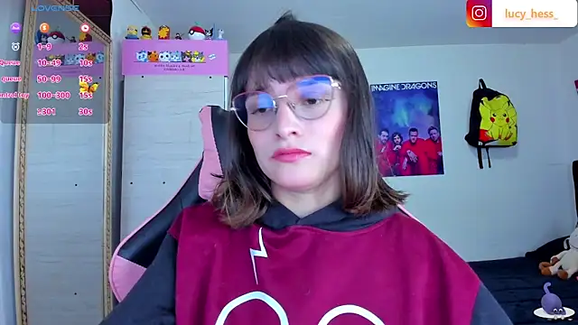 Lucyy-hess online show from 11-13-25, 07:46