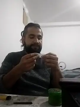 Snapshot of sabor_Latino_bdsm chatting on 02-20-25, 04:36 sabor Latino bdsm online show from 02-20-25, 04:36