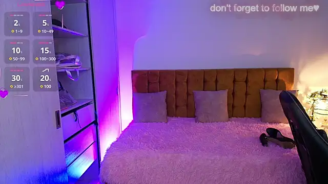 alexiaaross online show from 12-13-24, 07:43