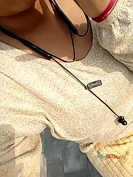 ruhi2003 online show from 12-09-24, 04:23