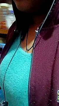 ruhi2003 online show from 12-16-24, 03:40