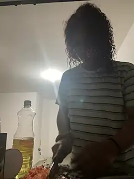 Snapshot of zahrivk1 chatting on 02-24-25, 06:05 zahrivk1 online show from 02-24-25, 06:05