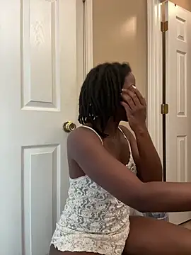 choclatepeaach online show from 04-12-26, 01:27