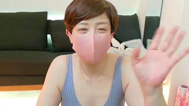 Risa 06 online show from 02-25-25, 10:15