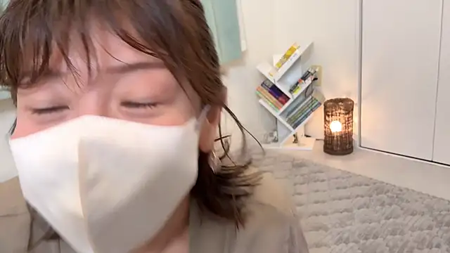Risa 06 online show from 08-04-26, 11:46