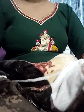 Snapshot of Dr_Chhaya chatting on 03-03-25, 07:10 Dr Chhaya online show from 03-03-25, 07:10