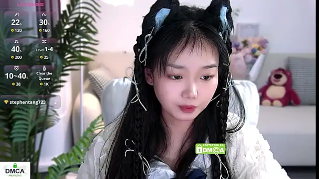 Snapshot of Sheep-1 chatting on 12-07-24, 06:32 Sheep-1 online show from 12-07-24, 06:32