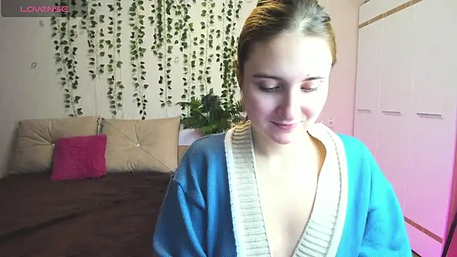 Miss Elsa  online show from 12-01-25, 02:16