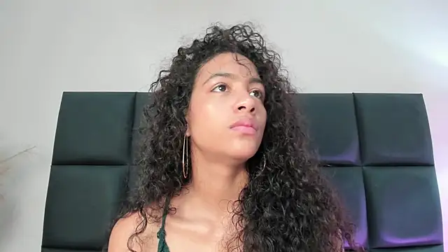 AntonellaHall  online show from 04-10-26, 06:34