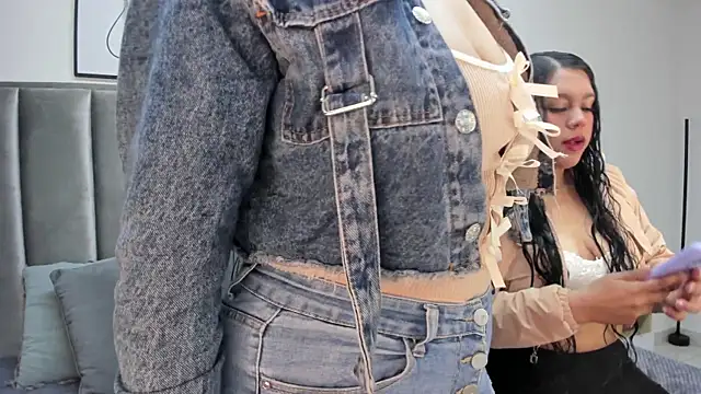 Laiia Page online show from 09-23-25, 12:08