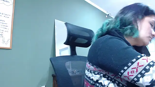 gigiqueen 18 online show from 03-14-26, 11:54