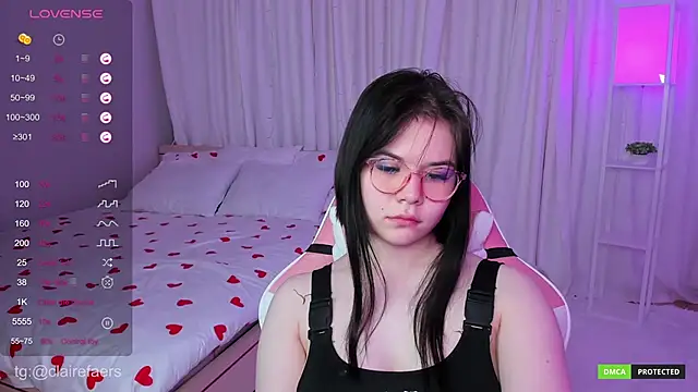 Snapshot of ClaireFaers_ chatting on 01-21-25, 01:00 ClaireFaers online show from 01-21-25, 01:00