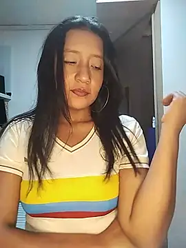 cami victoria online show from 06-17-26, 06:53