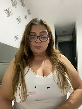 AntonellaAlondra4 online show from 03-06-25, 03:35