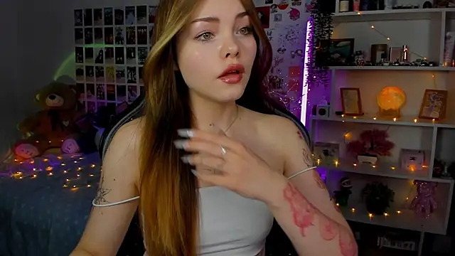 AkiraKatsu online show from 10-13-25, 10:59