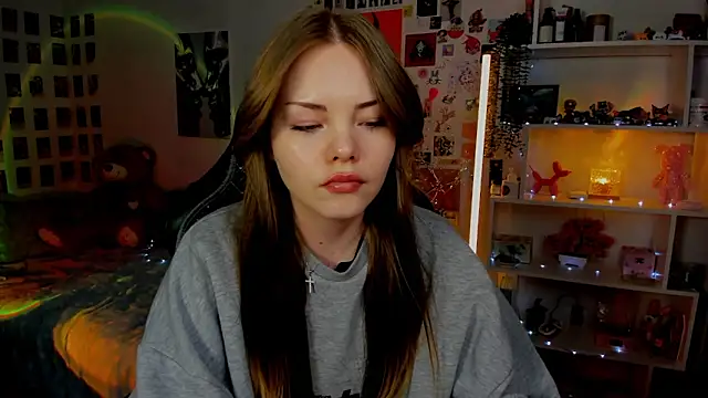 AkiraKatsu online show from 04-27-26, 12:25