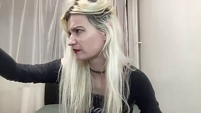 Onika Love online show from 06-01-26, 09:16