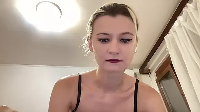 Onika Love online show from 07-22-26, 01:41