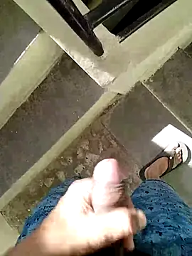 Maddie9211 online show from 04-13-26, 10:43