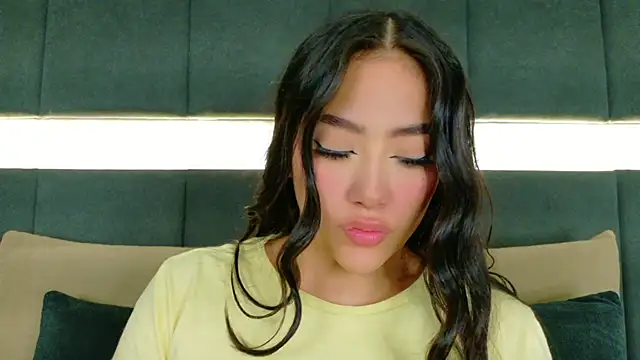 nicolle pierce online show from 11-08-25, 12:49