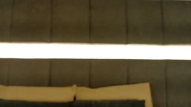 nicolle pierce online show from 11-21-25, 03:54