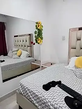 Bianca Mancini online show from 12-02-24, 01:25