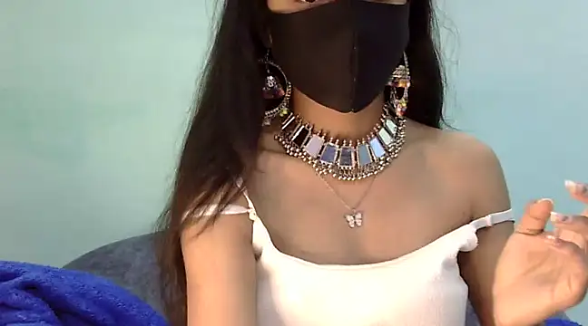 Snapshot of Cute_Alaina chatting on 02-18-25, 03:31 Cute Alaina online show from 02-18-25, 03:31