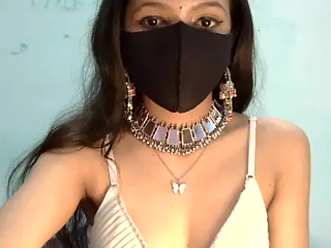 Snapshot of Cute_Alaina chatting on 02-27-25, 07:01 Cute Alaina online show from 02-27-25, 07:01