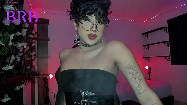 Heka Prudence online show from 07-28-26, 11:17