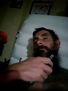 Snapshot of hornycouple6110 chatting on 10-30-25, 06:30 hornycouple6110 online show from 10-30-25, 06:30