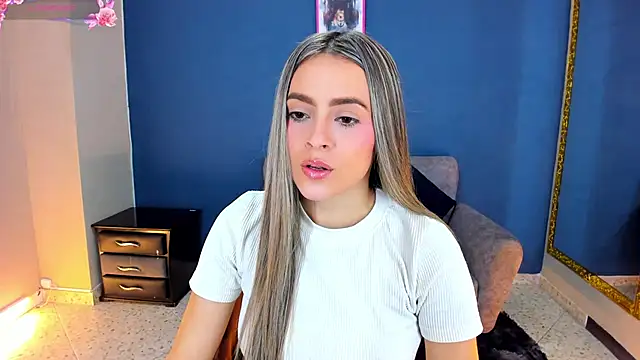 miacarperr1 online show from 01-26-25, 08:56