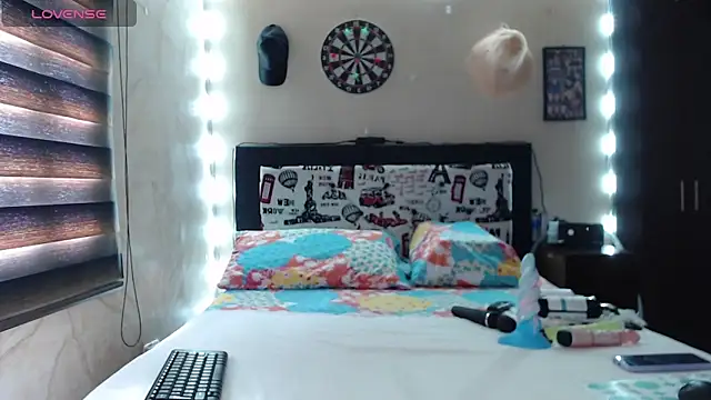 Snapshot of Rachell_111 chatting on 02-27-25, 02:00 Rachell 111 online show from 02-27-25, 02:00